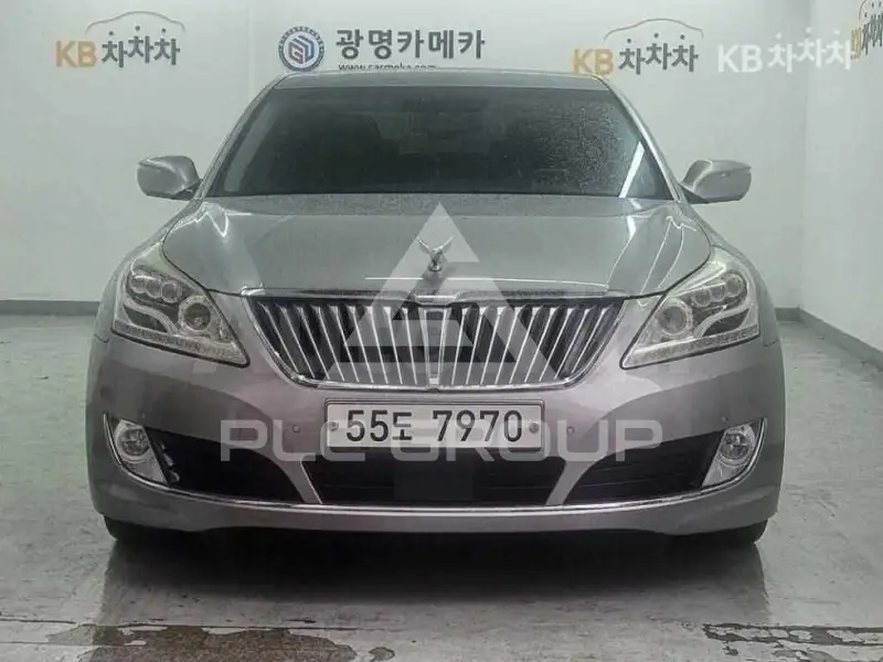 2013 Hyundai Equus