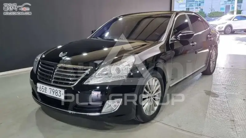 2013 Hyundai Equus