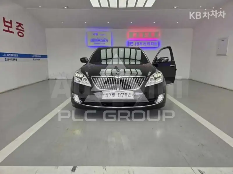 2013 Hyundai Equus