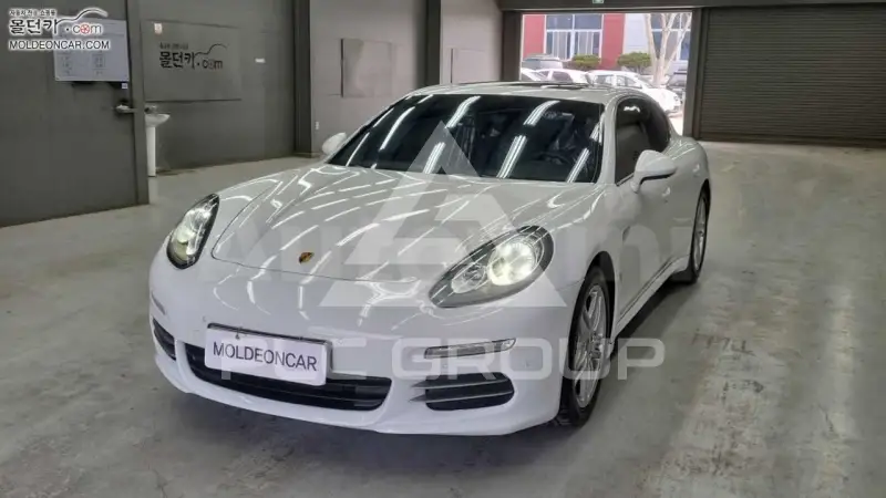 2014 Porsche Panamera