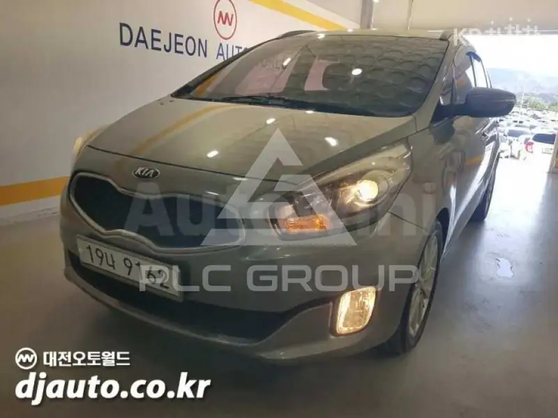 2014 KIA Carens
