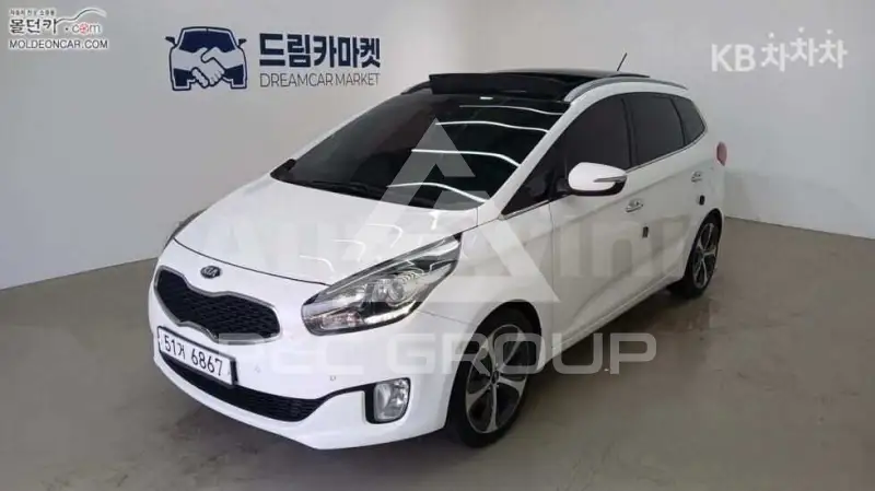 2014 KIA Carens