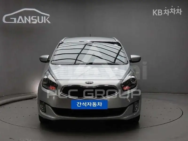 2014 KIA Carens