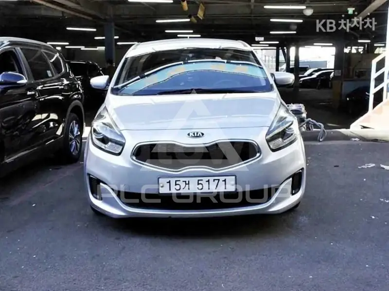 2014 KIA Carens