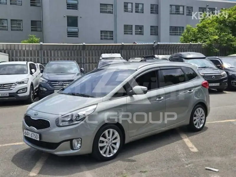 2014 KIA Carens