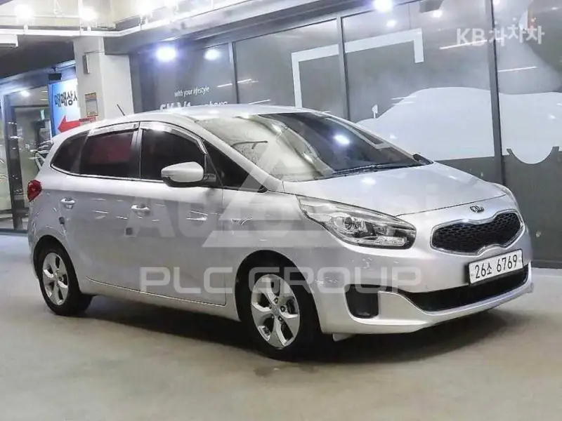 2014 KIA Carens