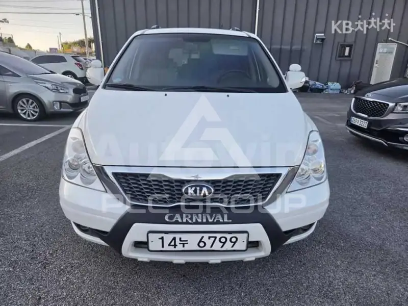 2014 KIA Carnival