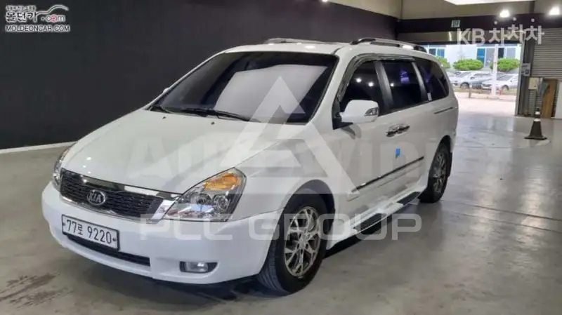 2014 KIA Carnival