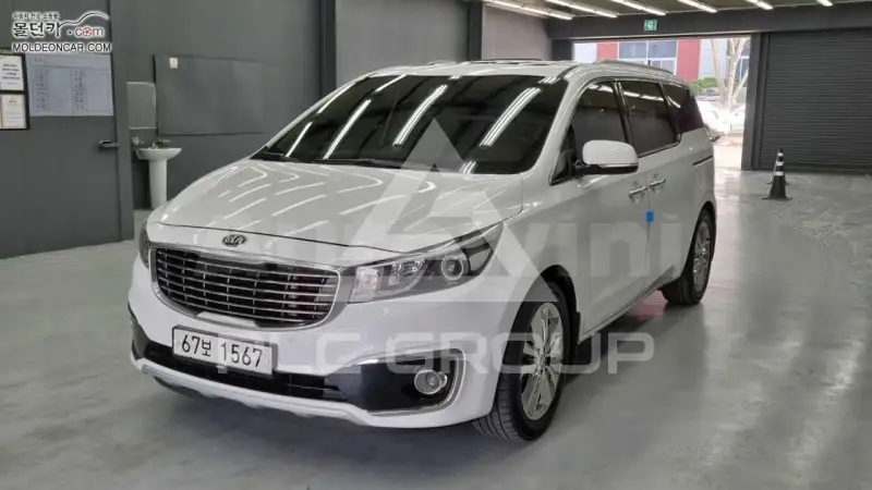 2014 KIA Carnival