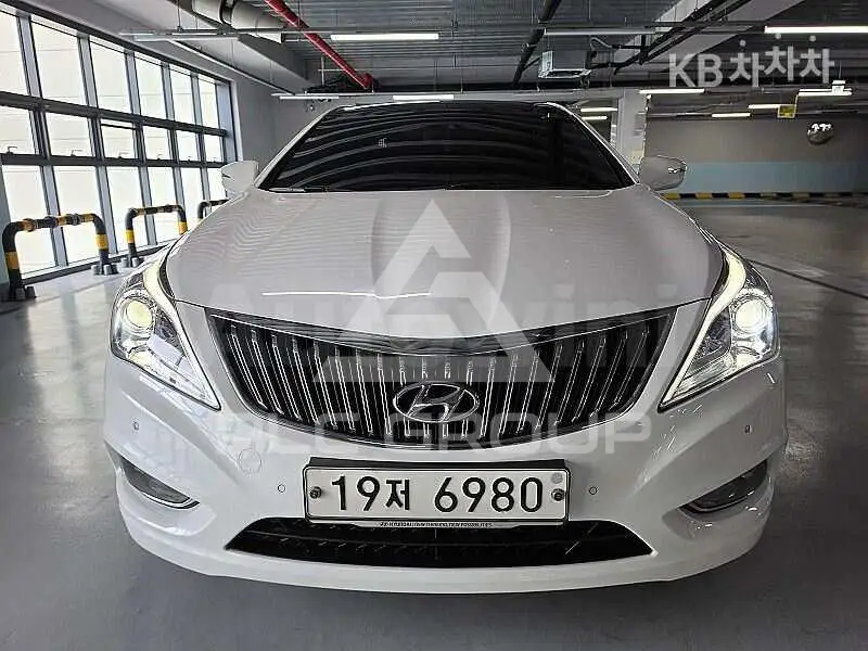 2014 Hyundai Grandeur