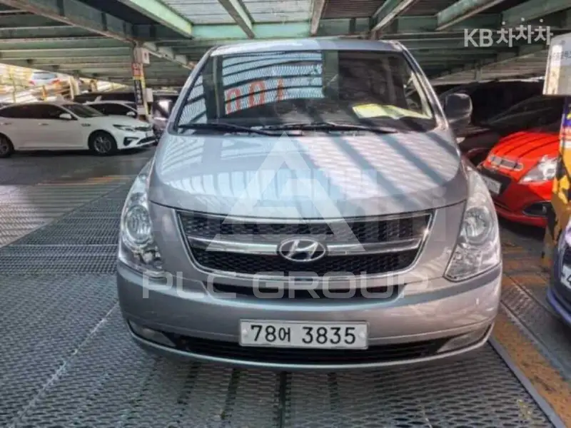 2014 Hyundai Starex