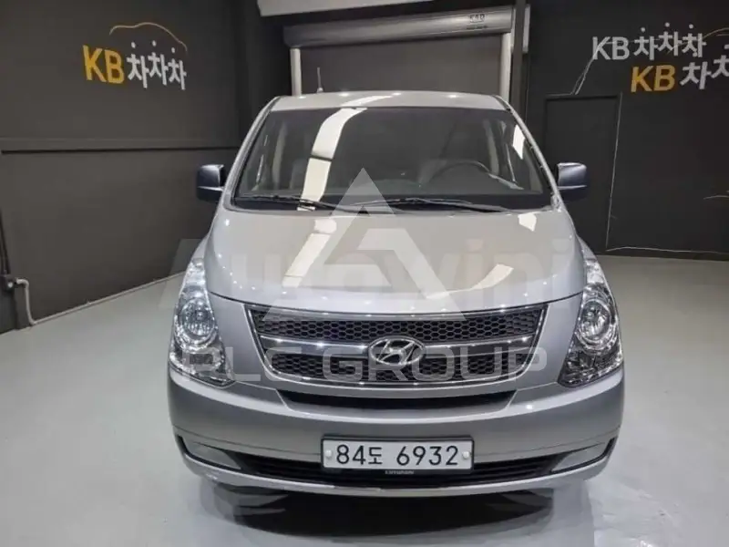 2014 Hyundai Starex