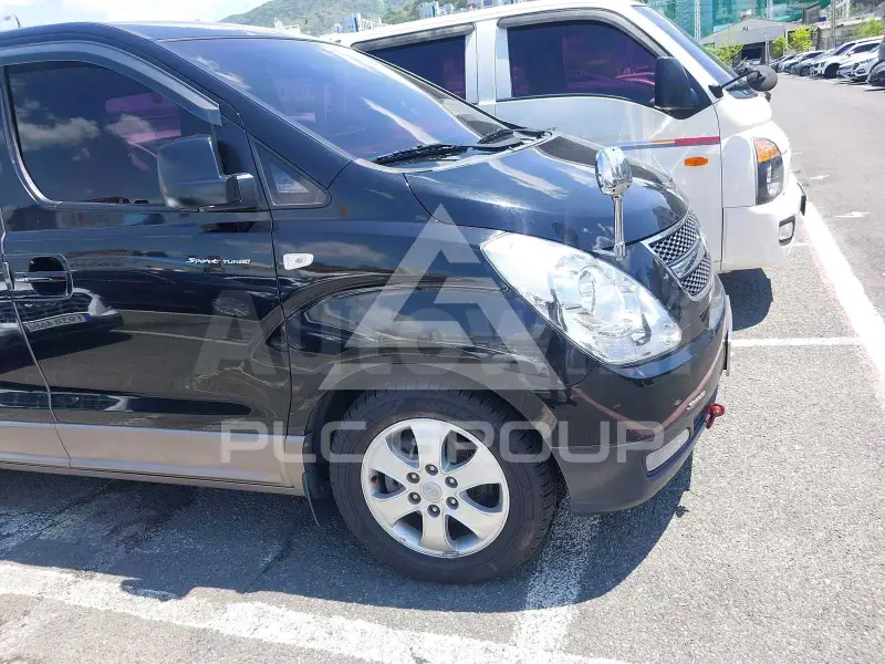 2014 Hyundai Starex