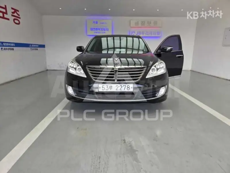 2014 Hyundai Equus