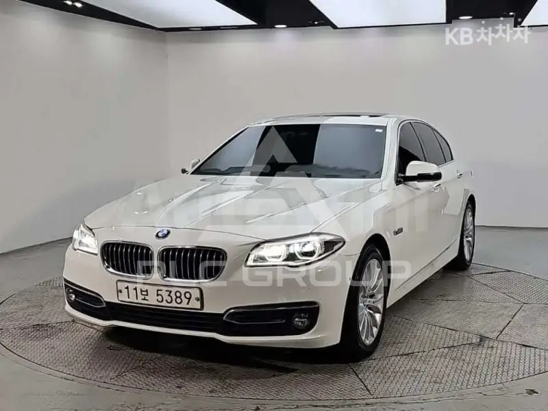 2015 BMW 523