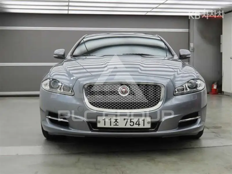 2015 Jaguar XJ