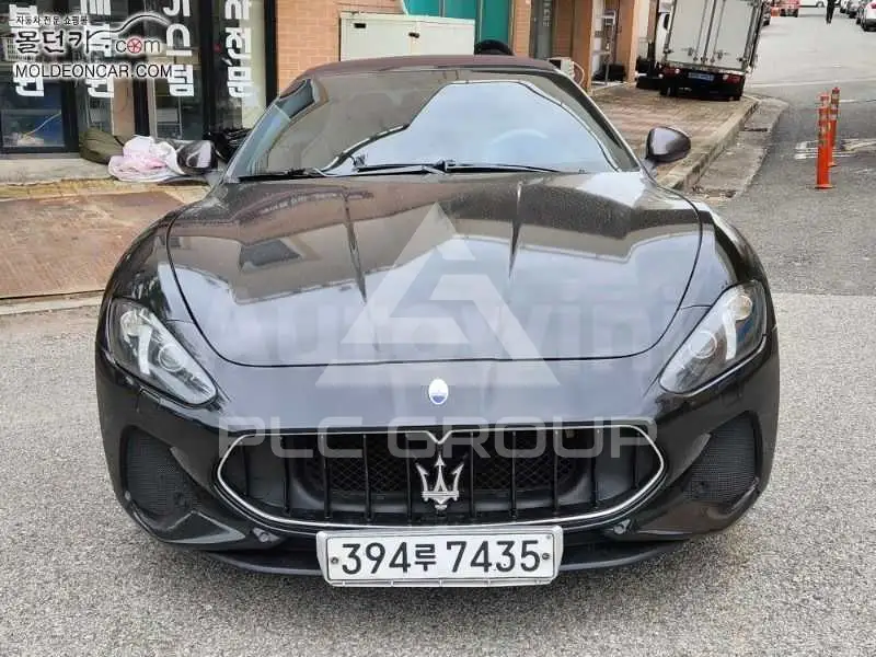 2015 Maserati Gran Cabrio