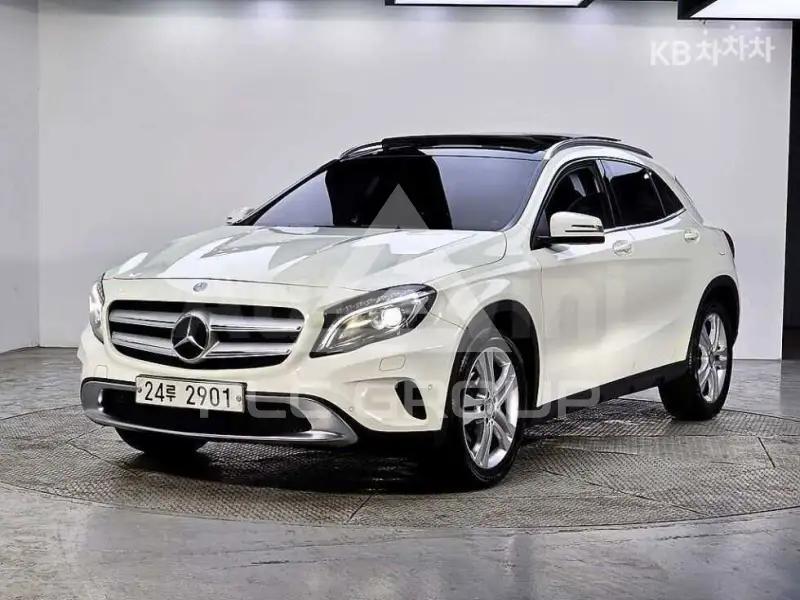 2015 Mercedes Benz GLA-Class