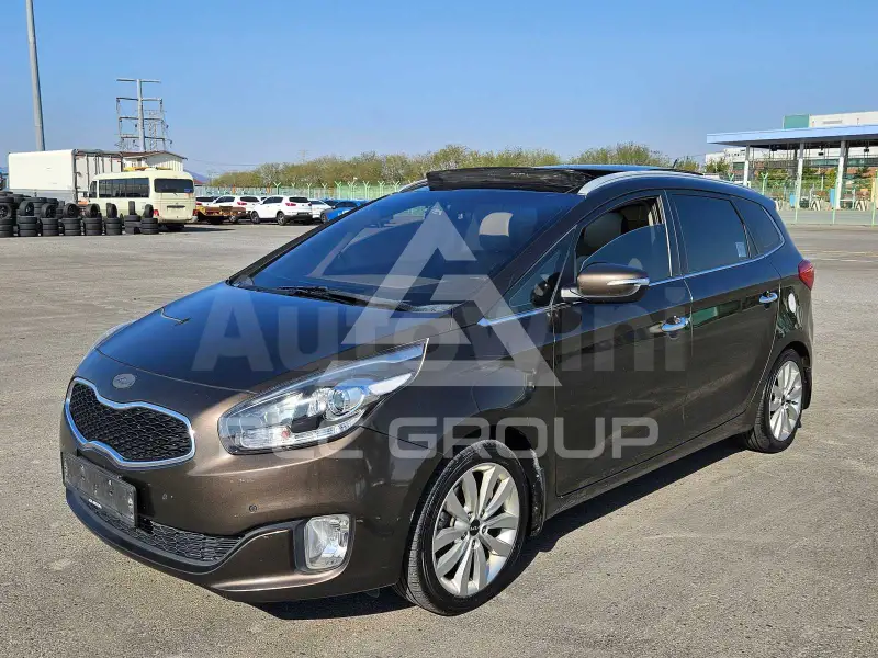 2015 KIA Carens