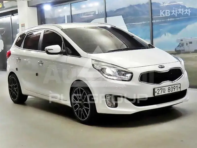 2015 KIA Carens