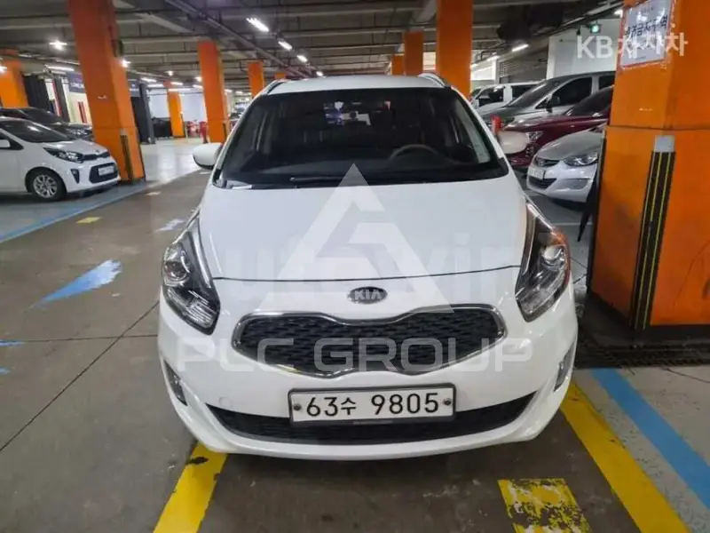2015 KIA Carens