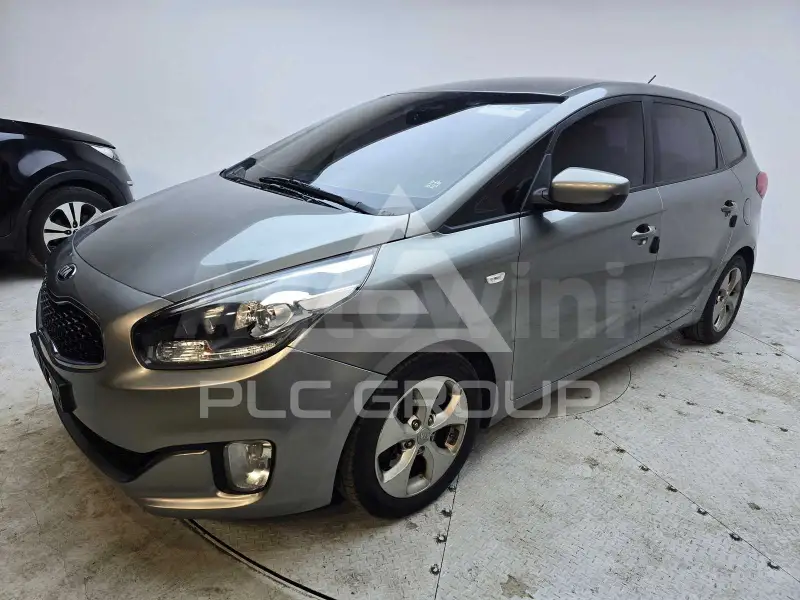 2015 KIA Carens