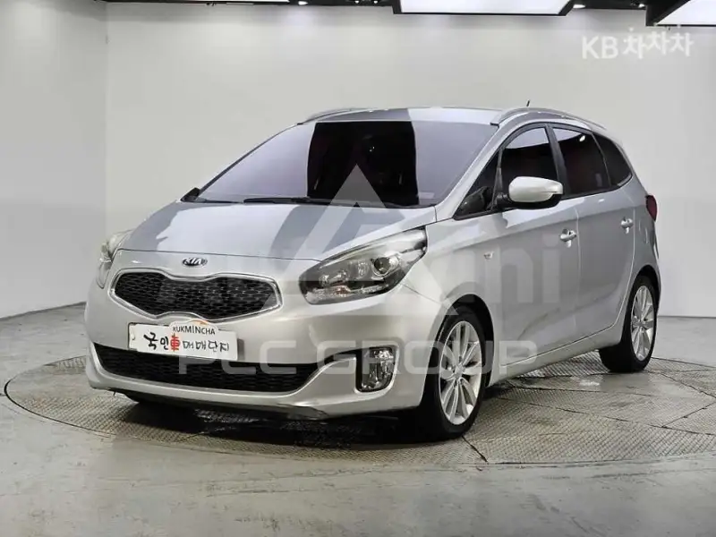 2015 KIA Carens