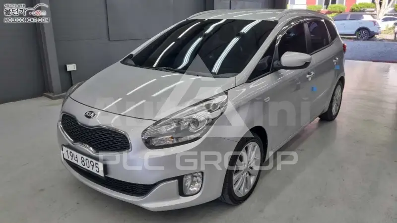 2015 KIA Carens