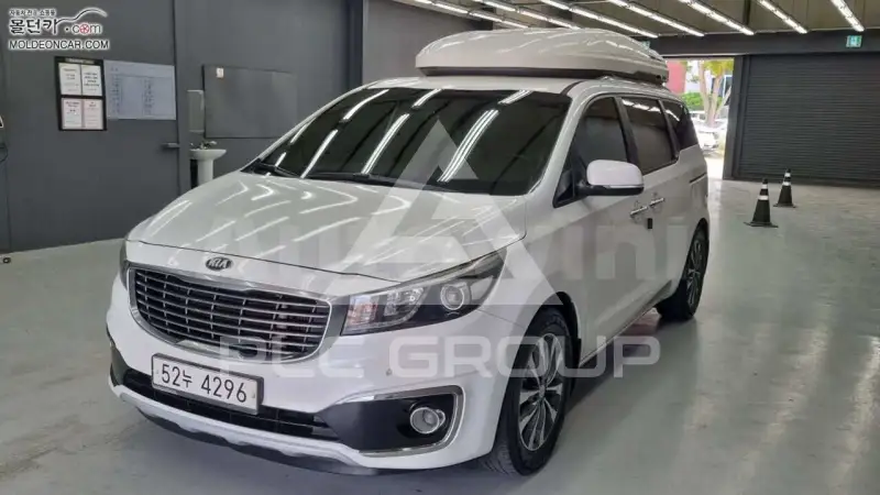 2015 KIA Carnival