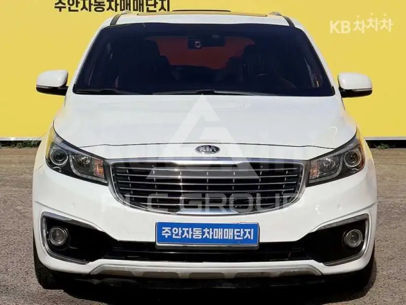 2015 KIA Carnival