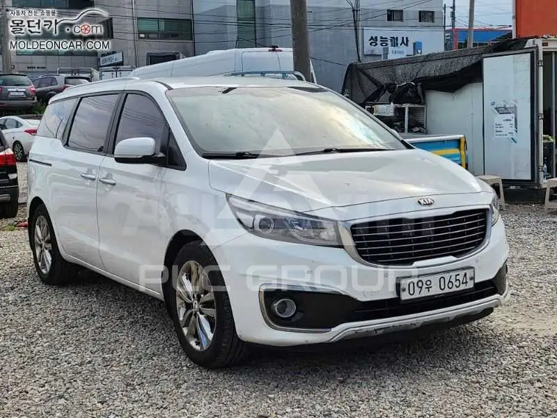 2015 KIA Carnival