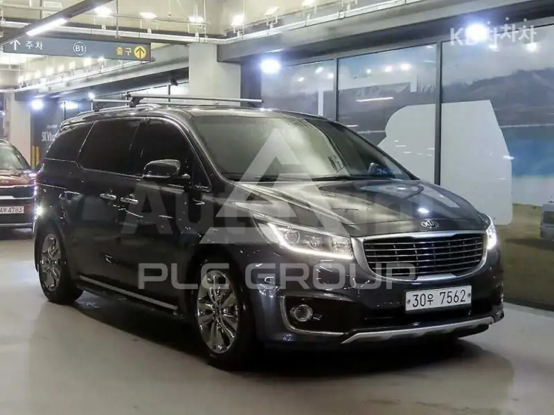 2015 KIA Carnival