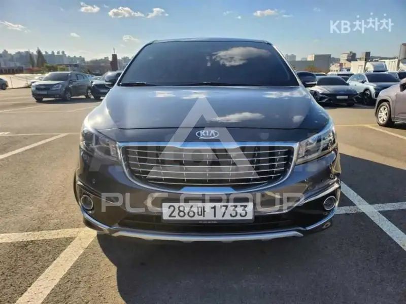 2015 KIA Carnival