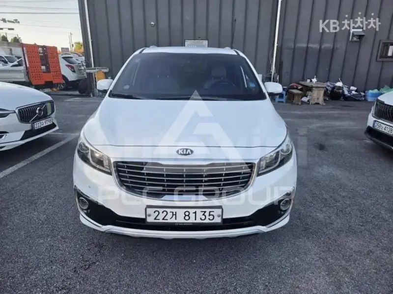 2015 KIA Carnival