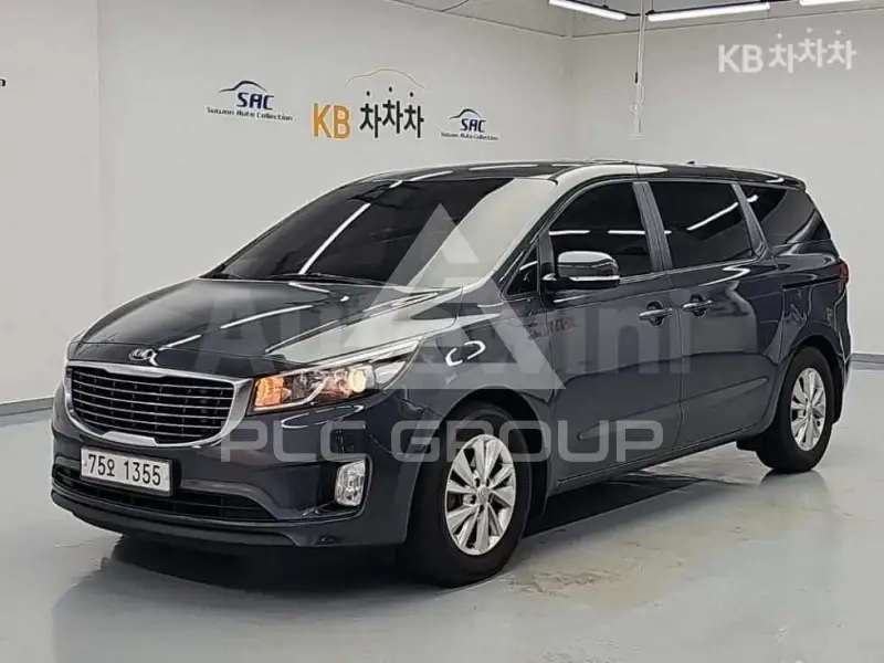 2015 KIA Carnival