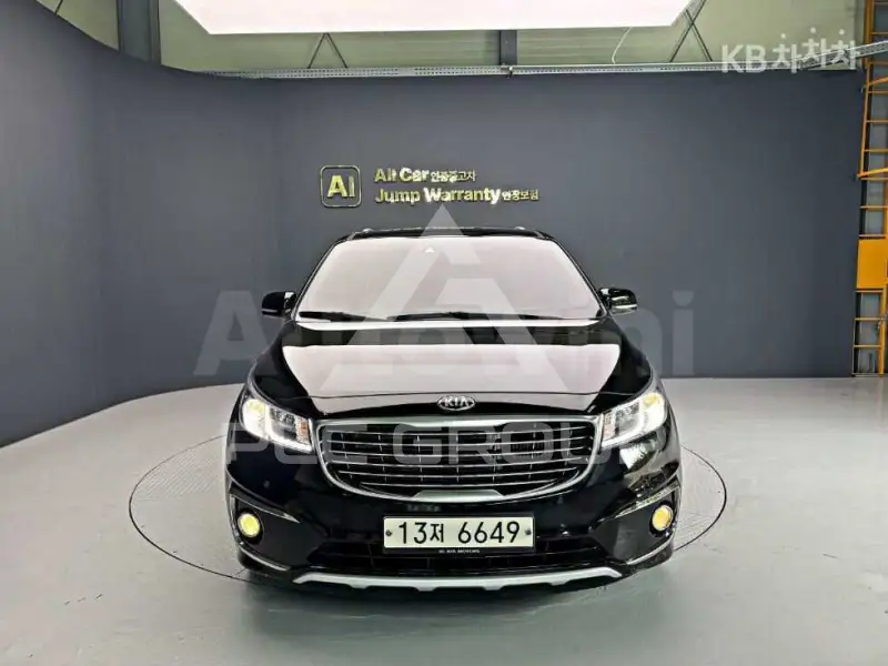 2015 KIA Carnival
