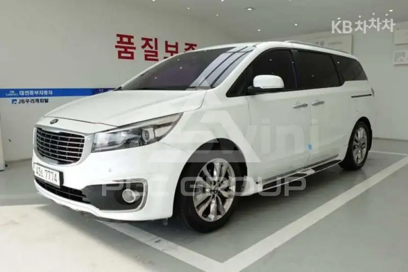 2015 KIA Carnival