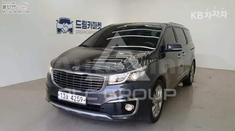 2015 KIA Carnival