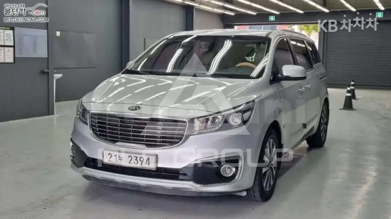 2015 KIA Carnival