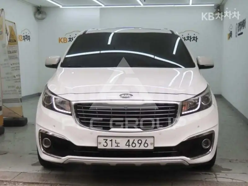 2015 KIA Carnival
