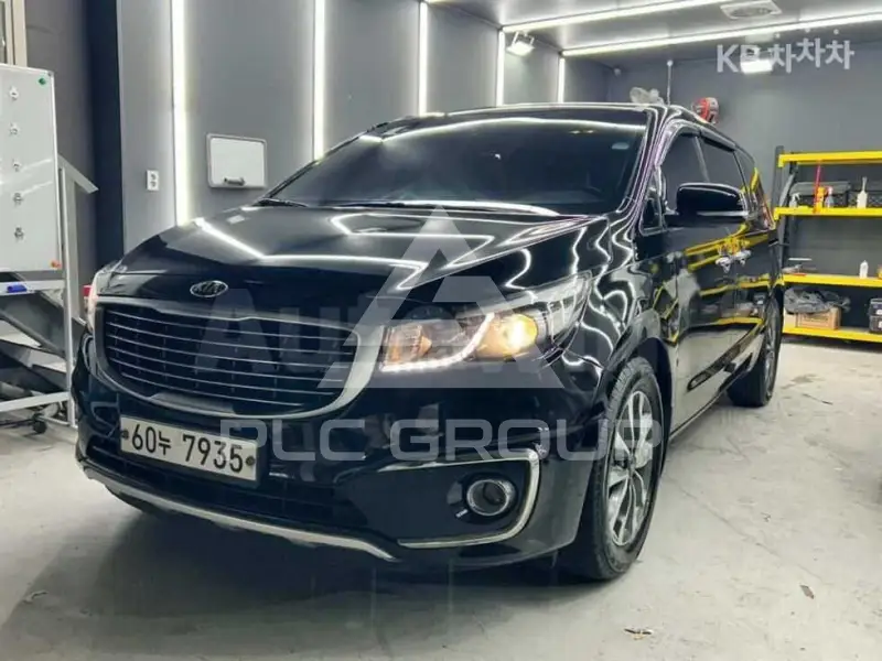 2015 KIA Carnival