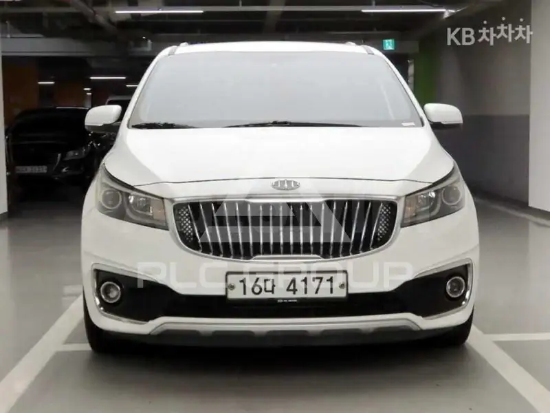 2015 KIA Carnival