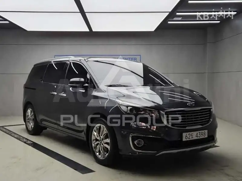 2015 KIA Carnival