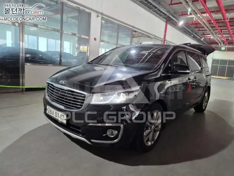 2015 KIA Carnival