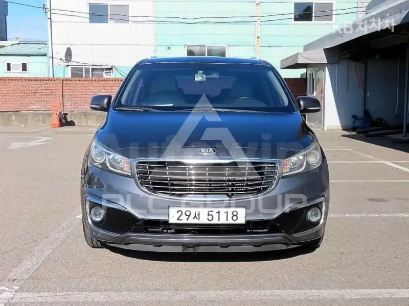 2015 KIA Carnival