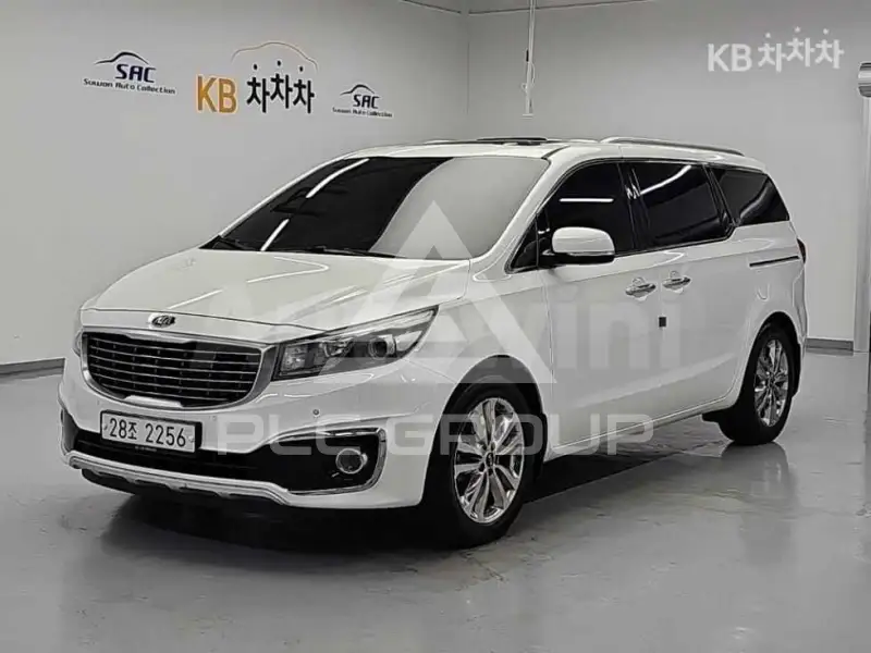 2015 KIA Carnival