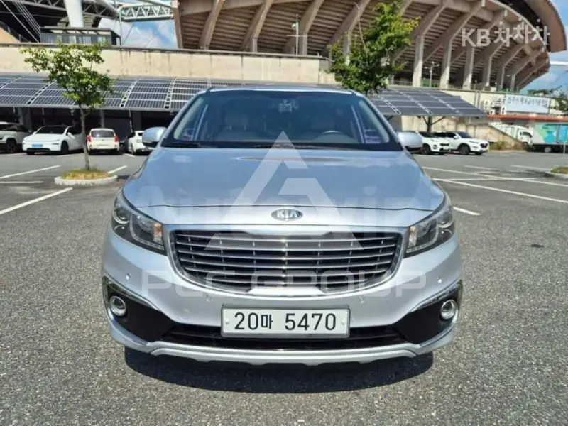 2015 KIA Carnival