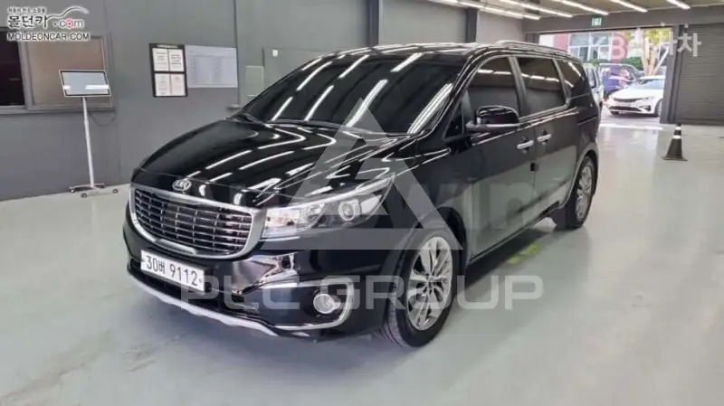 2015 KIA Carnival