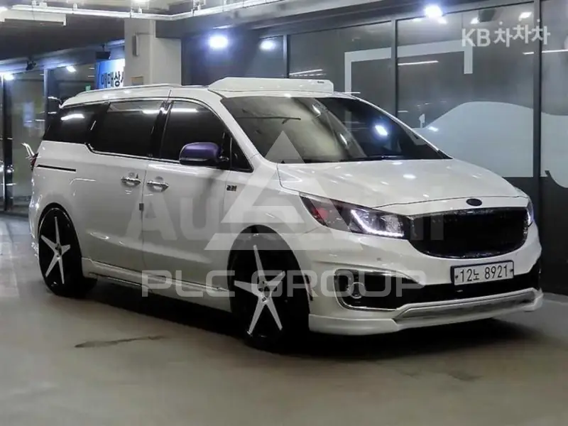 2015 KIA Carnival