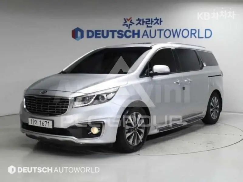 2015 KIA Carnival